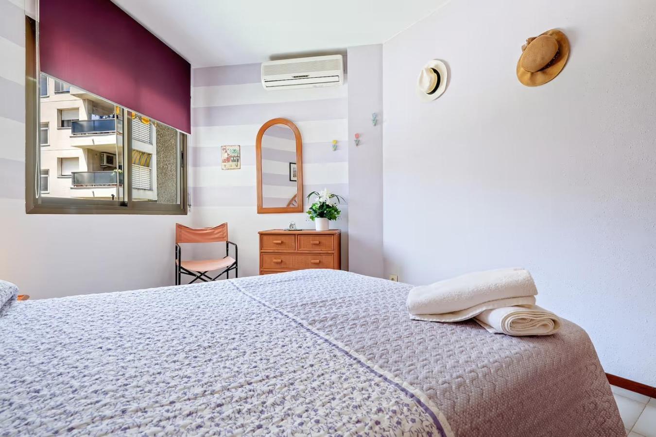 Bumbai Apartment Creixell Exterior photo